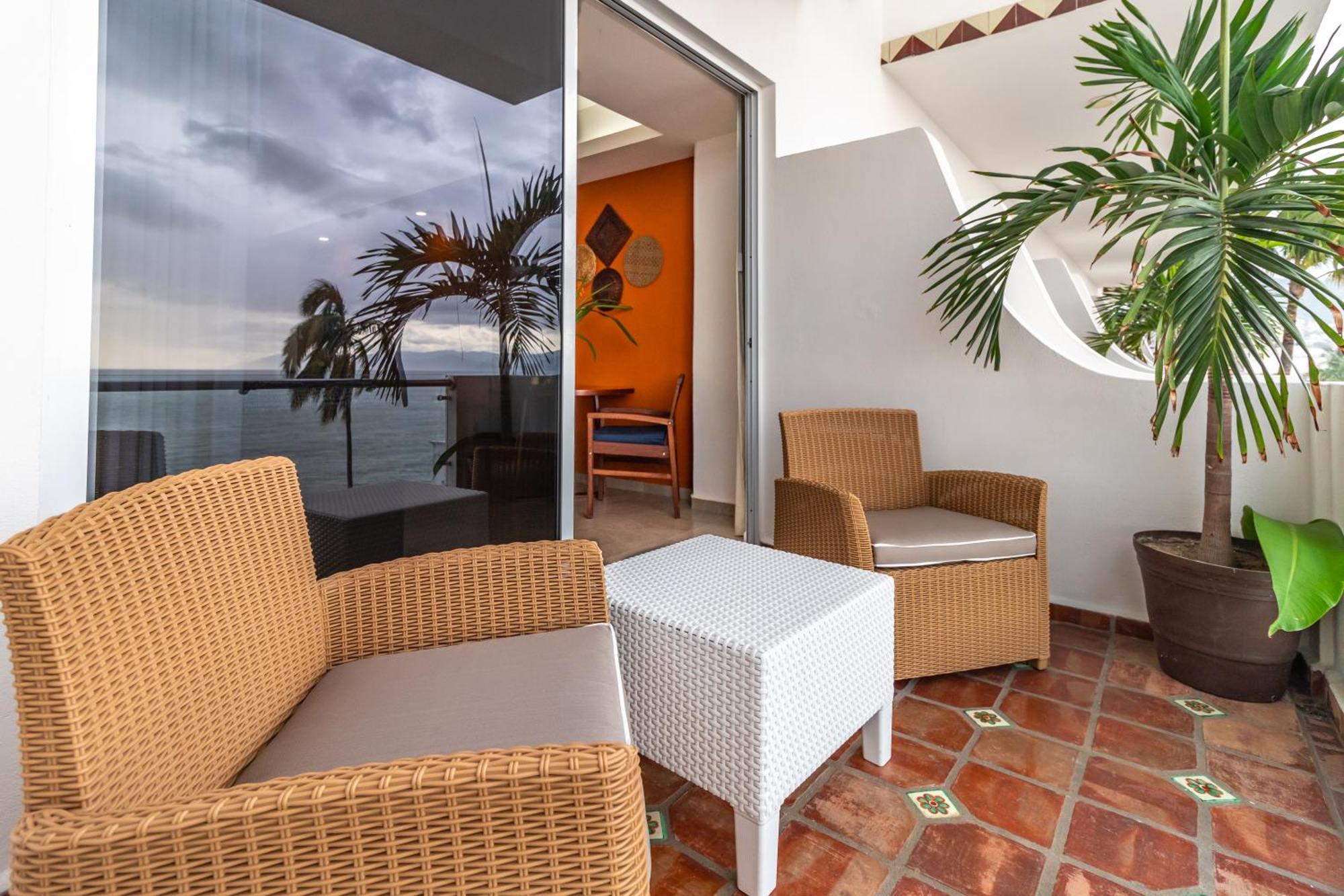 The Paramar Beachfront Boutique Hotel With Breakfast Included - Downtown Malecon Puerto Vallarta Eksteriør billede