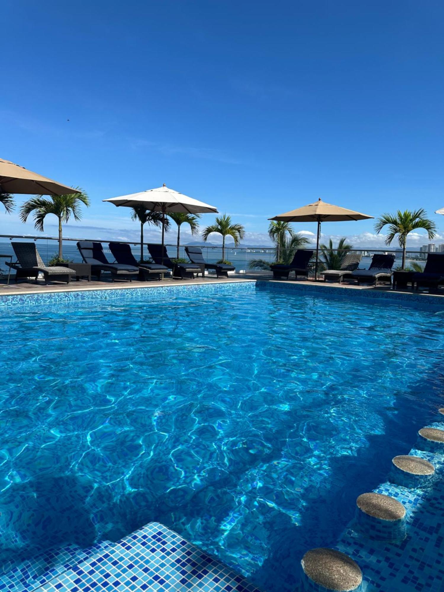 The Paramar Beachfront Boutique Hotel With Breakfast Included - Downtown Malecon Puerto Vallarta Eksteriør billede