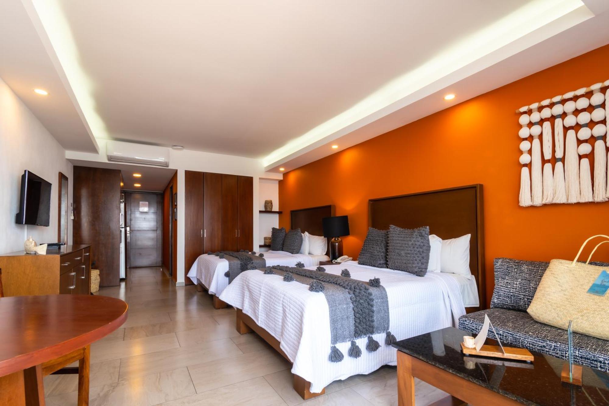 The Paramar Beachfront Boutique Hotel With Breakfast Included - Downtown Malecon Puerto Vallarta Eksteriør billede
