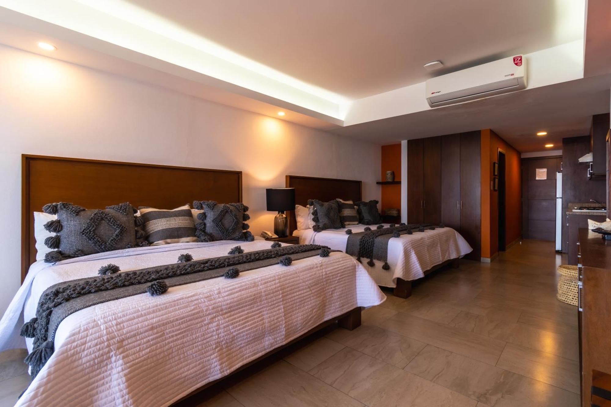 The Paramar Beachfront Boutique Hotel With Breakfast Included - Downtown Malecon Puerto Vallarta Eksteriør billede