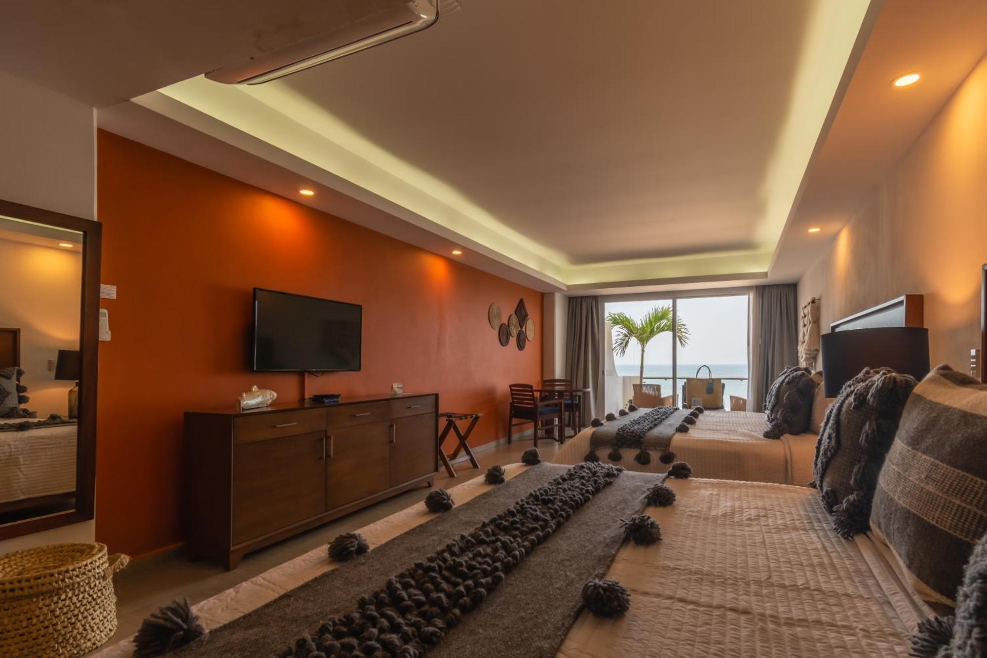The Paramar Beachfront Boutique Hotel With Breakfast Included - Downtown Malecon Puerto Vallarta Eksteriør billede