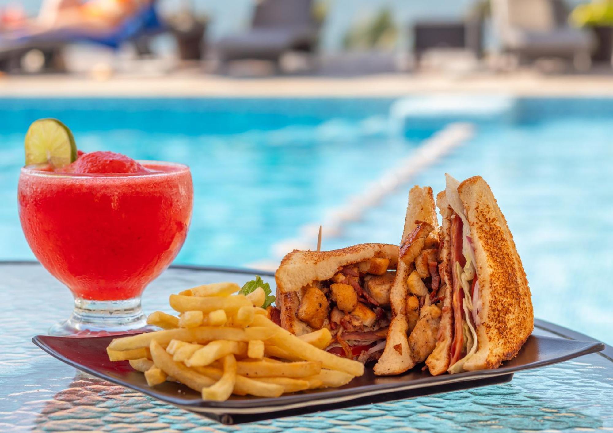 The Paramar Beachfront Boutique Hotel With Breakfast Included - Downtown Malecon Puerto Vallarta Eksteriør billede